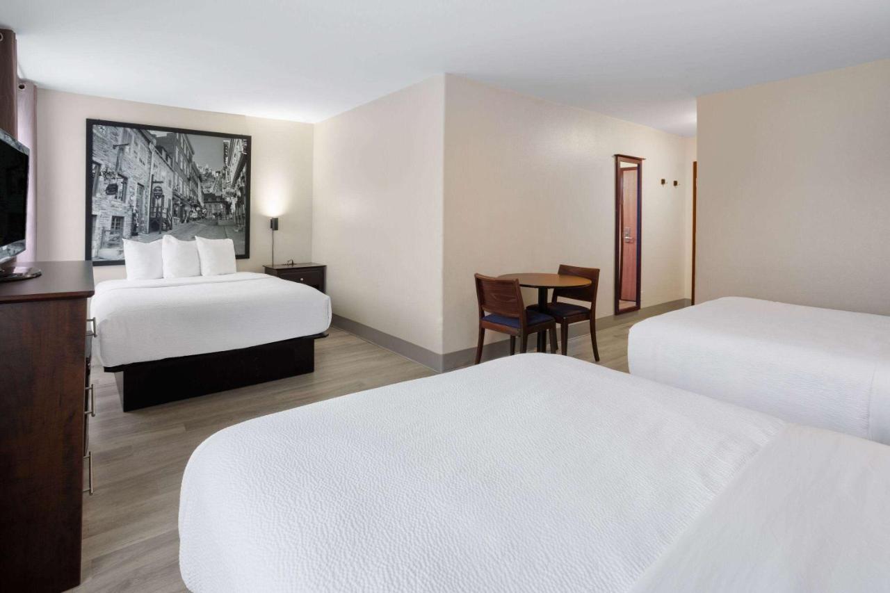 Super 8 By Wyndham Québec Zewnętrze zdjęcie